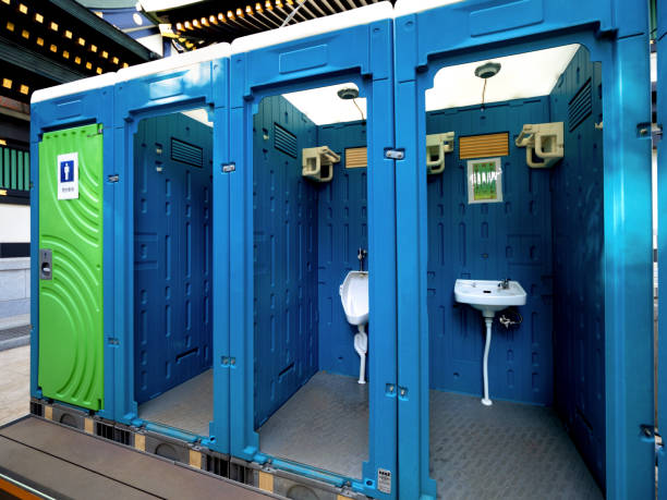 Best Portable restroom trailer rental  in Huntgburg, IN